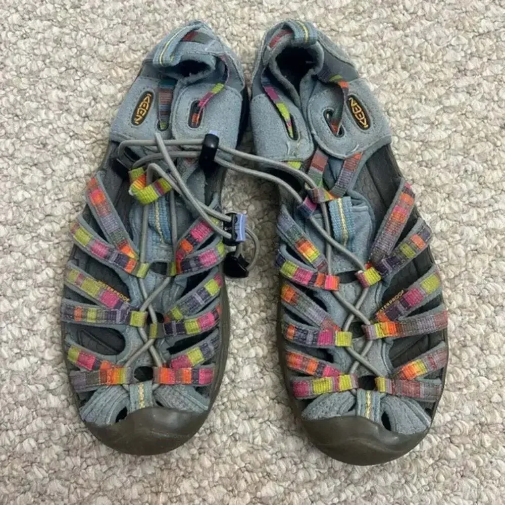 Keen Women's size 5 hiking sandals rainbow